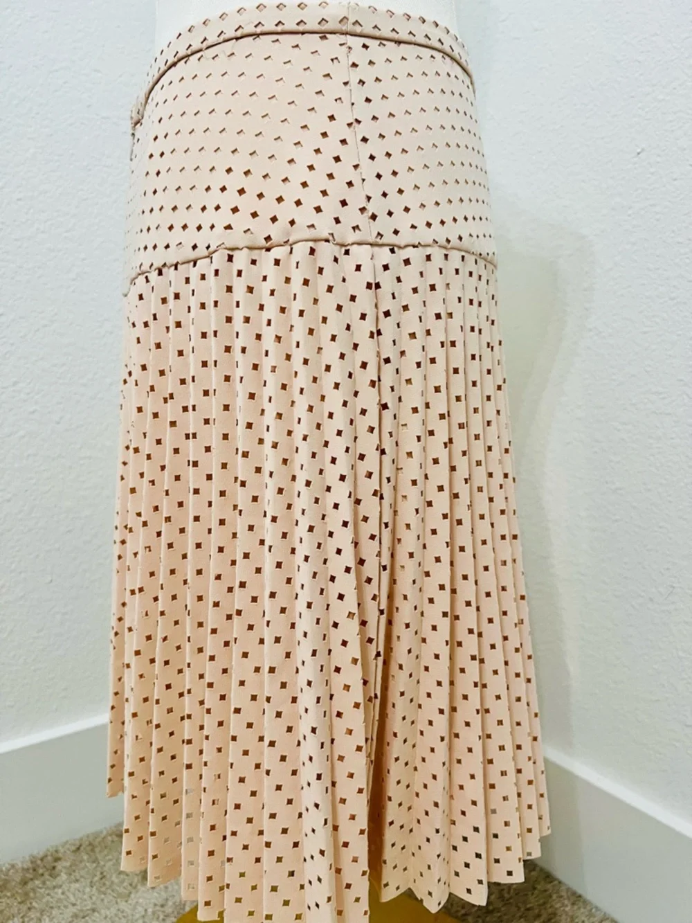 J.Crew Blush Pink Laser Cut Pleated Perforated A-Line Mini Preppy Chic Skirt 2